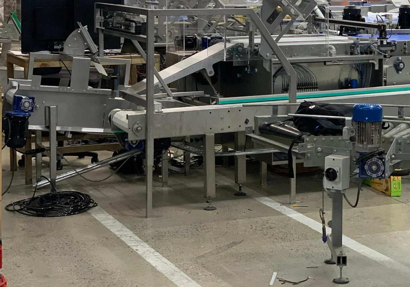 automatyka przemysłowa linia produkcyjna